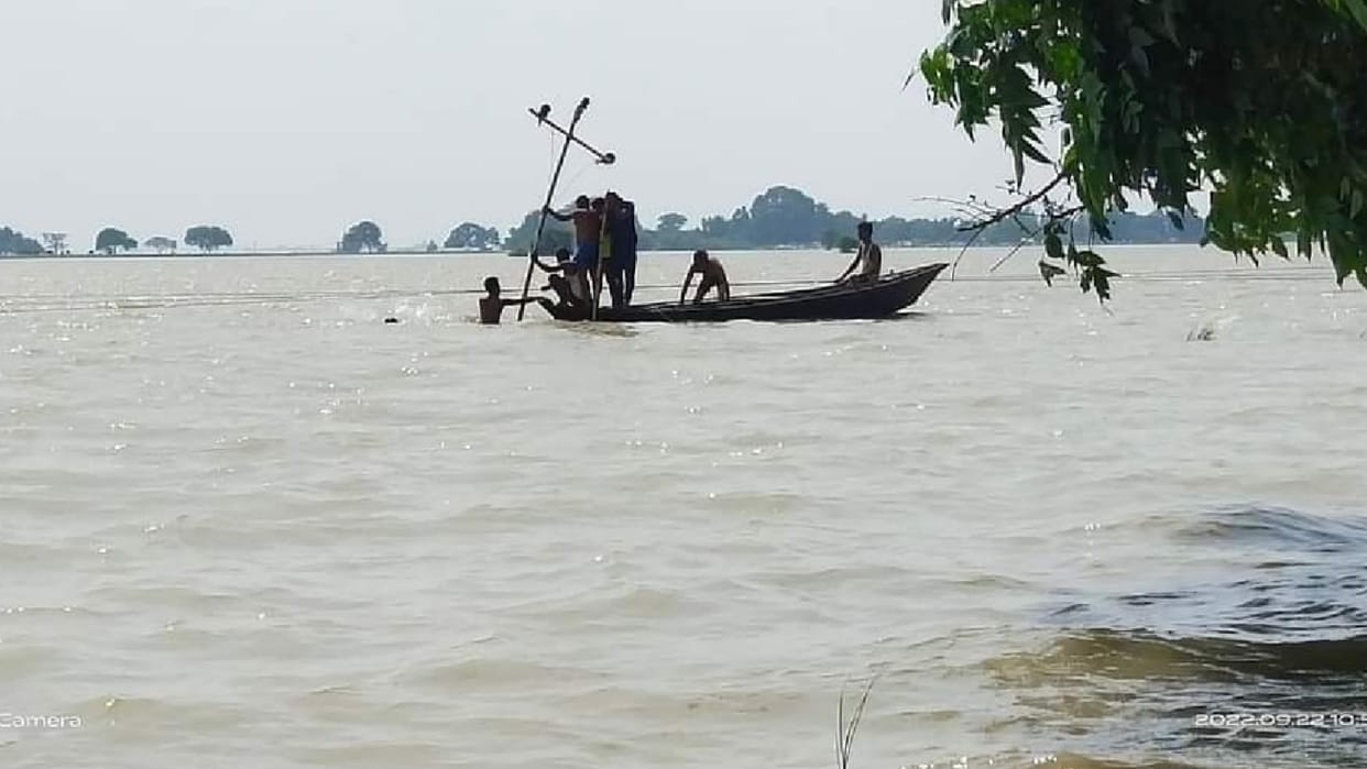 Flood water reached 46 villages of Gorakhpur district