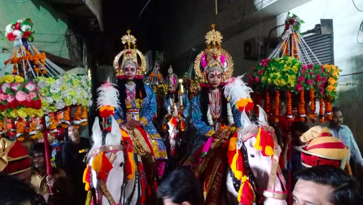 Hathras: Dashrath Nandan turned out to be a bridegroom, the townspeople greeted