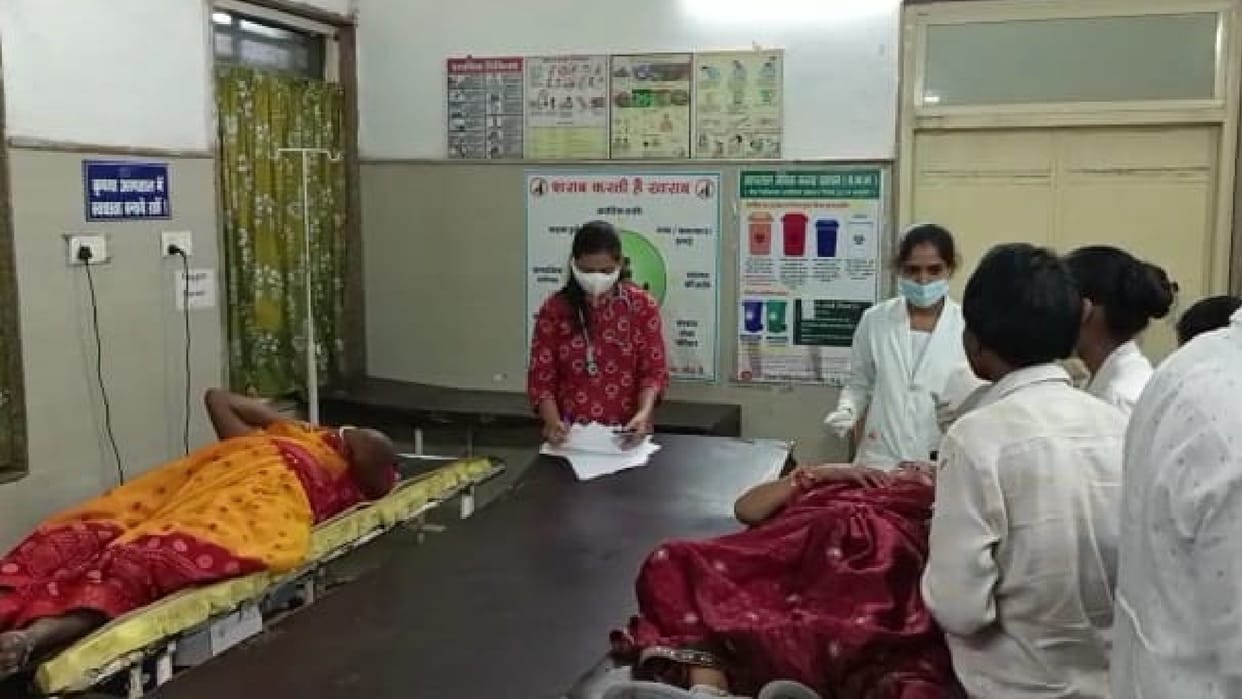 Bolero full of devotees going to Maihar fell into a gorge one killed seven injured