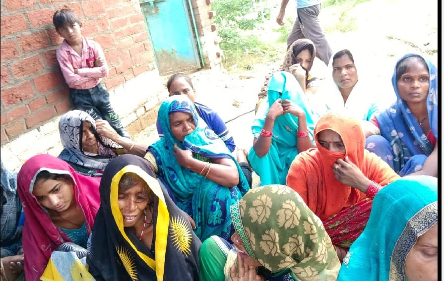 husband committed suicide by consuming poison when his wife did not come home in Auraiya