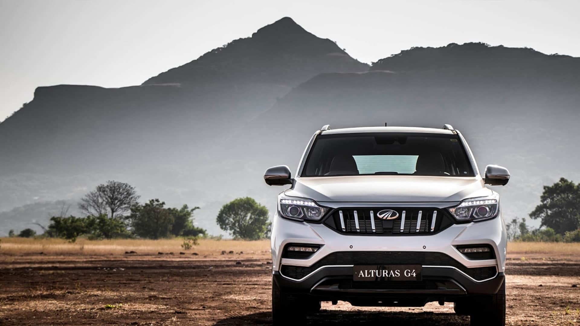 Is Mahindra Alturas G4 Discontinued In India Delisted From Offical Website Bookings Halted News in Hindi