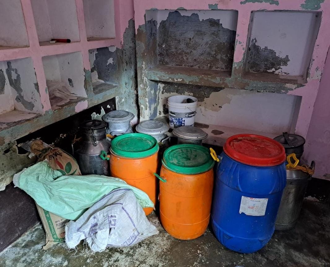 Adulterated milk factory sealed in Shyampur, goods seized