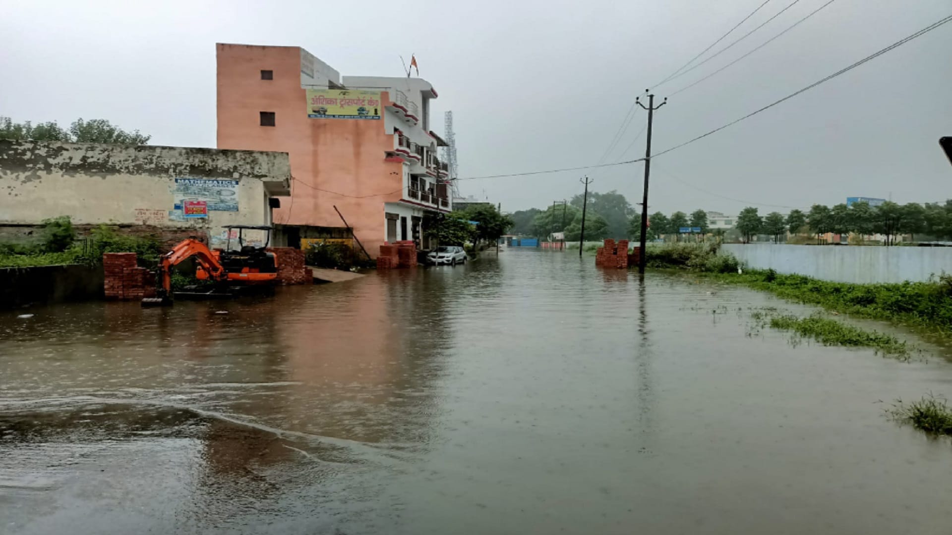 It is raining continue in western UP and stooped Agniveer recruitment in Muzaffarnagar see photos
