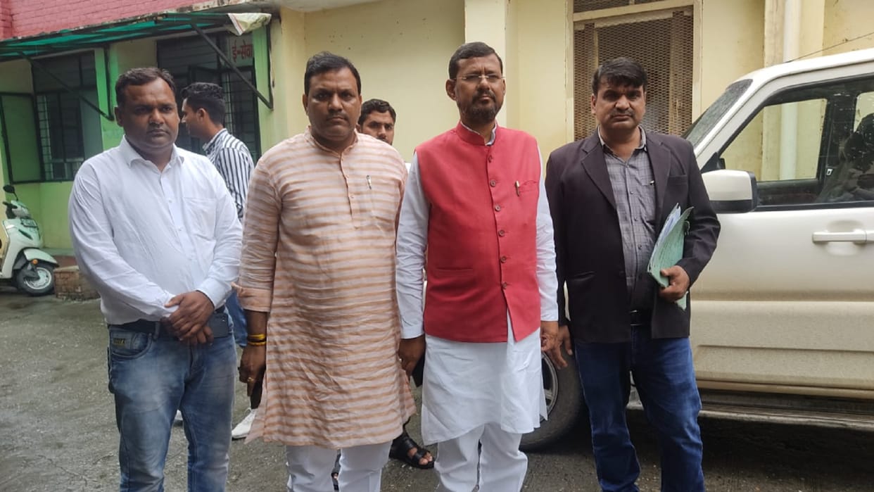 Former minister Ashok Kataria appeared in Muzaffarnagar court and got bail