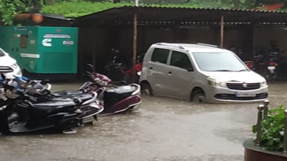 Roads and localities submerged due to heavy rain, lightning struck hostel and mosque