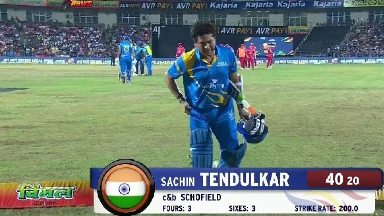 Sachin Tendulkar scores 40 runs in 20 balls with three four and three sixes against England