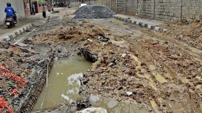 Why do big cities of india get submerged in rain, why do roads get waterlogged? Know three big reasons