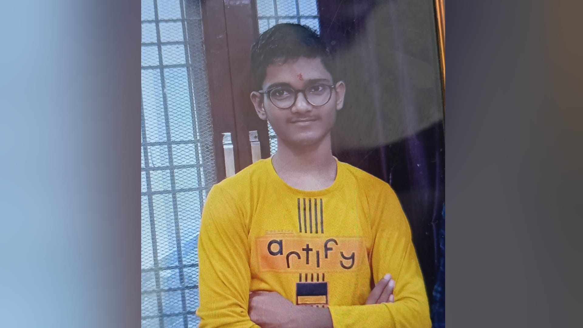student of class seven committed suicide After beating teacher and principal in Rae Bareli suicide note found