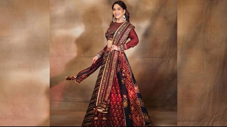 Fashion Tips: How to Wear Saree Like Lehenga for Wedding Season Special