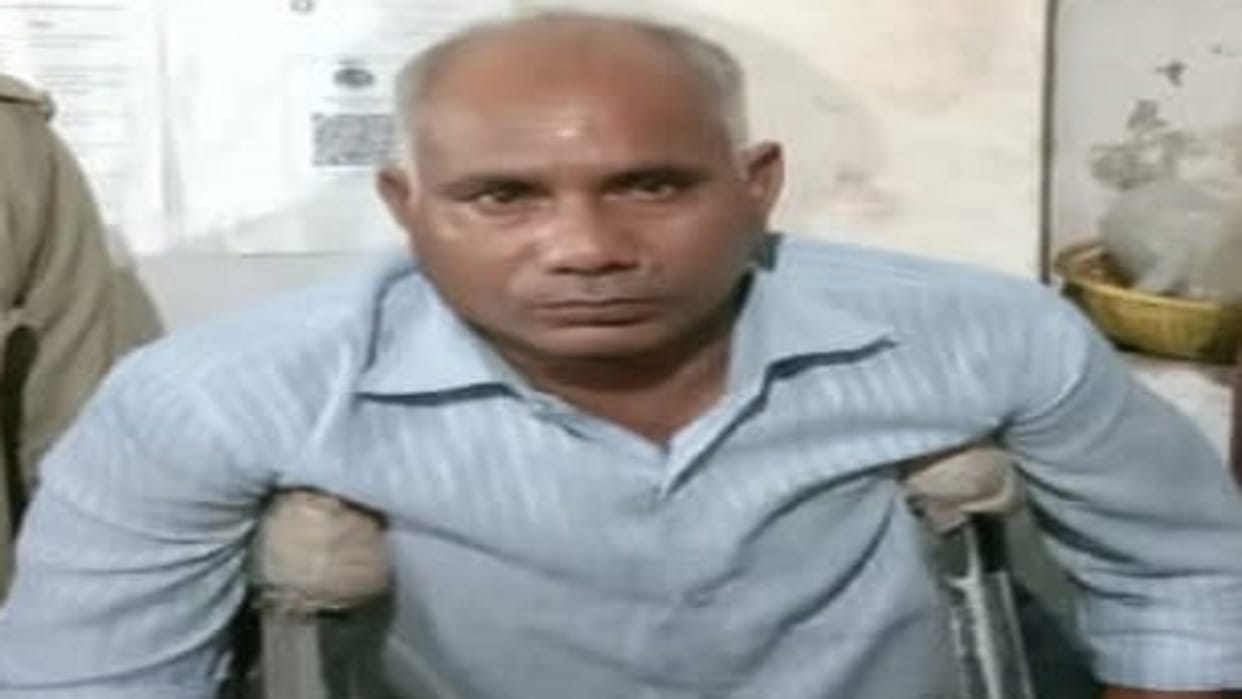 Varanasi Crime Rape by feeding narcotics to daughter stepfather arrested from Prayagraj