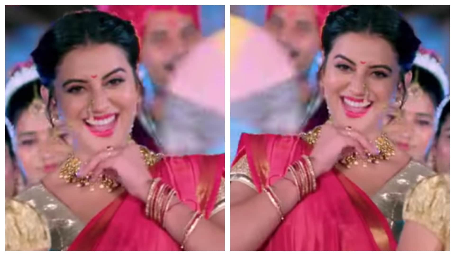 Akshra Singh New Bhojpuri Devi Geet Chhum Chhum Baaje Paijaniya Re Release Goes viral on social Media