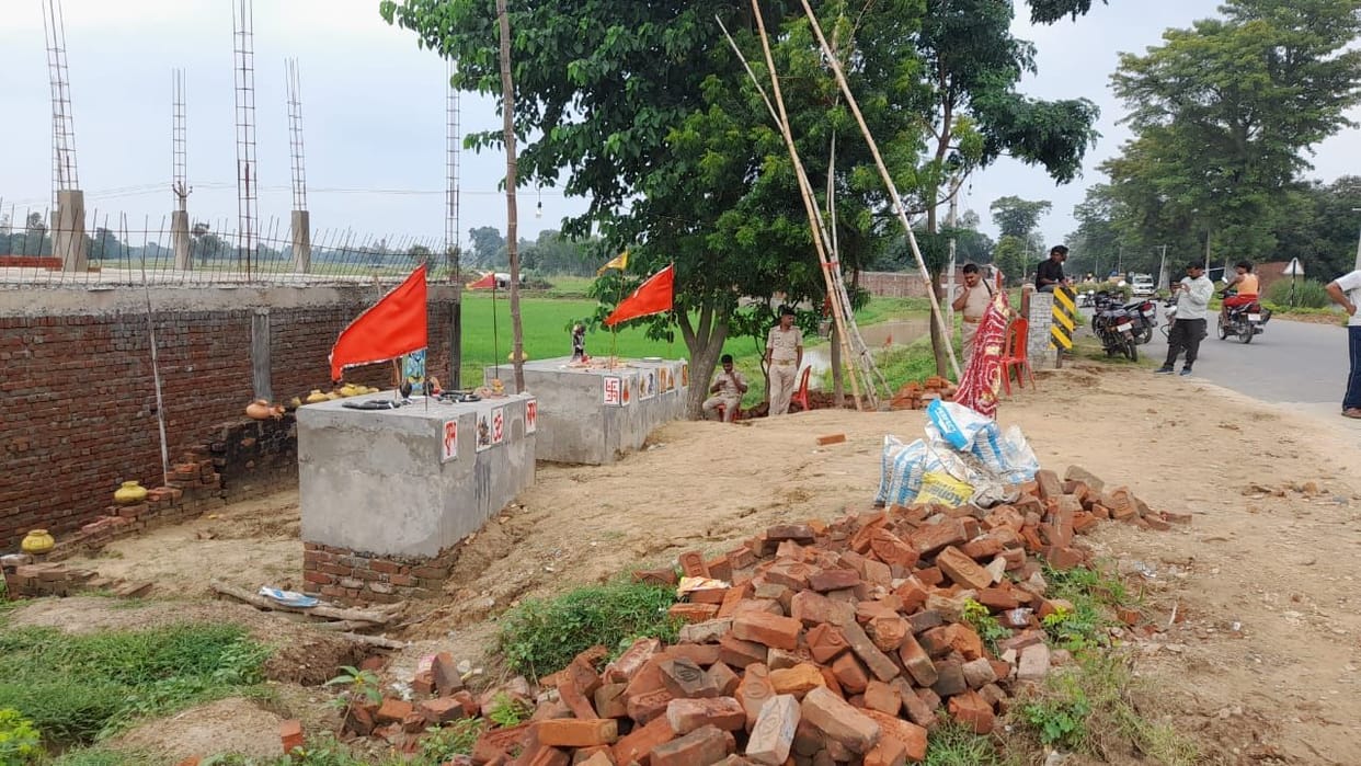 Police took possession of the idol kept on the temple without permission