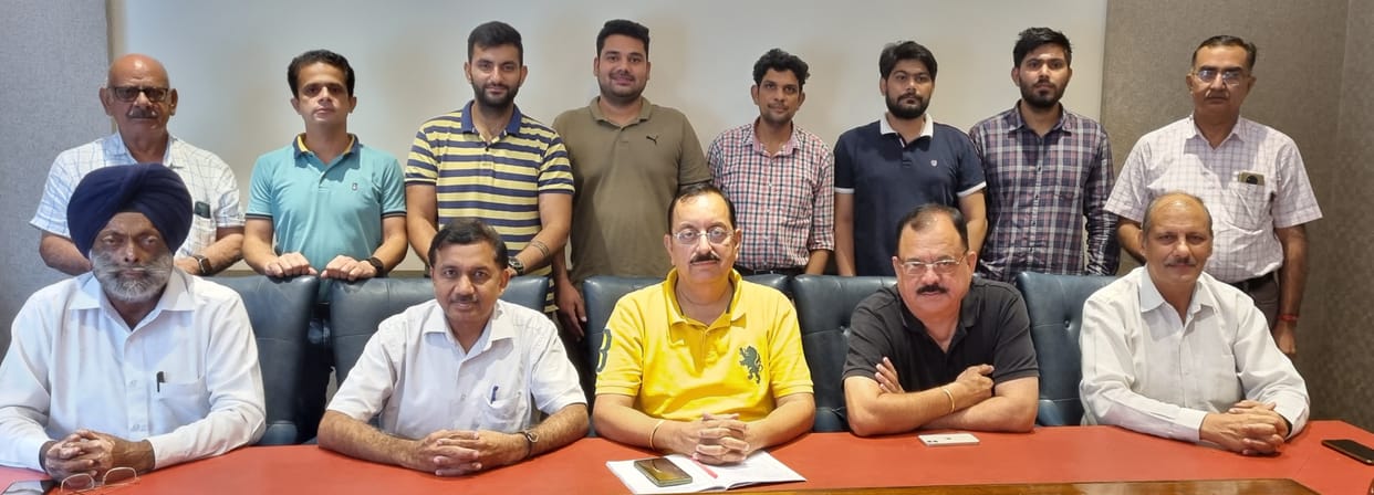 Surveyors on indefinite strike, Kurukshetra
