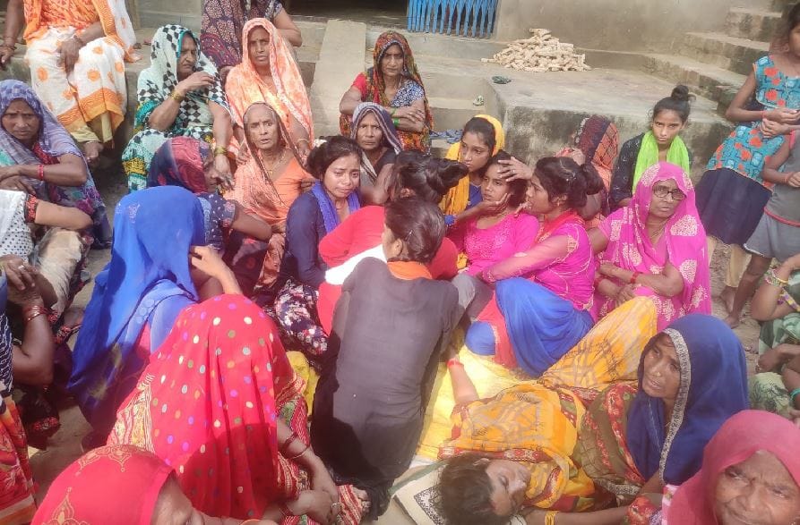daughters Victims of violence  in purvanchal one dead body each found in Varanasi and Jaunpur chandauli