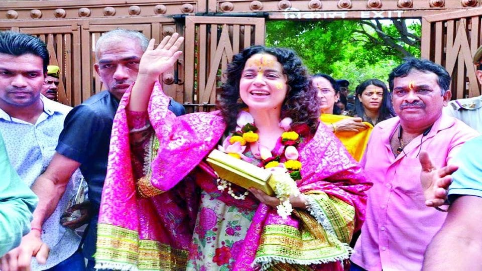 Hema Malini gave answer on the speculation of Kangana Ranaut contesting election from Mathura Seat
