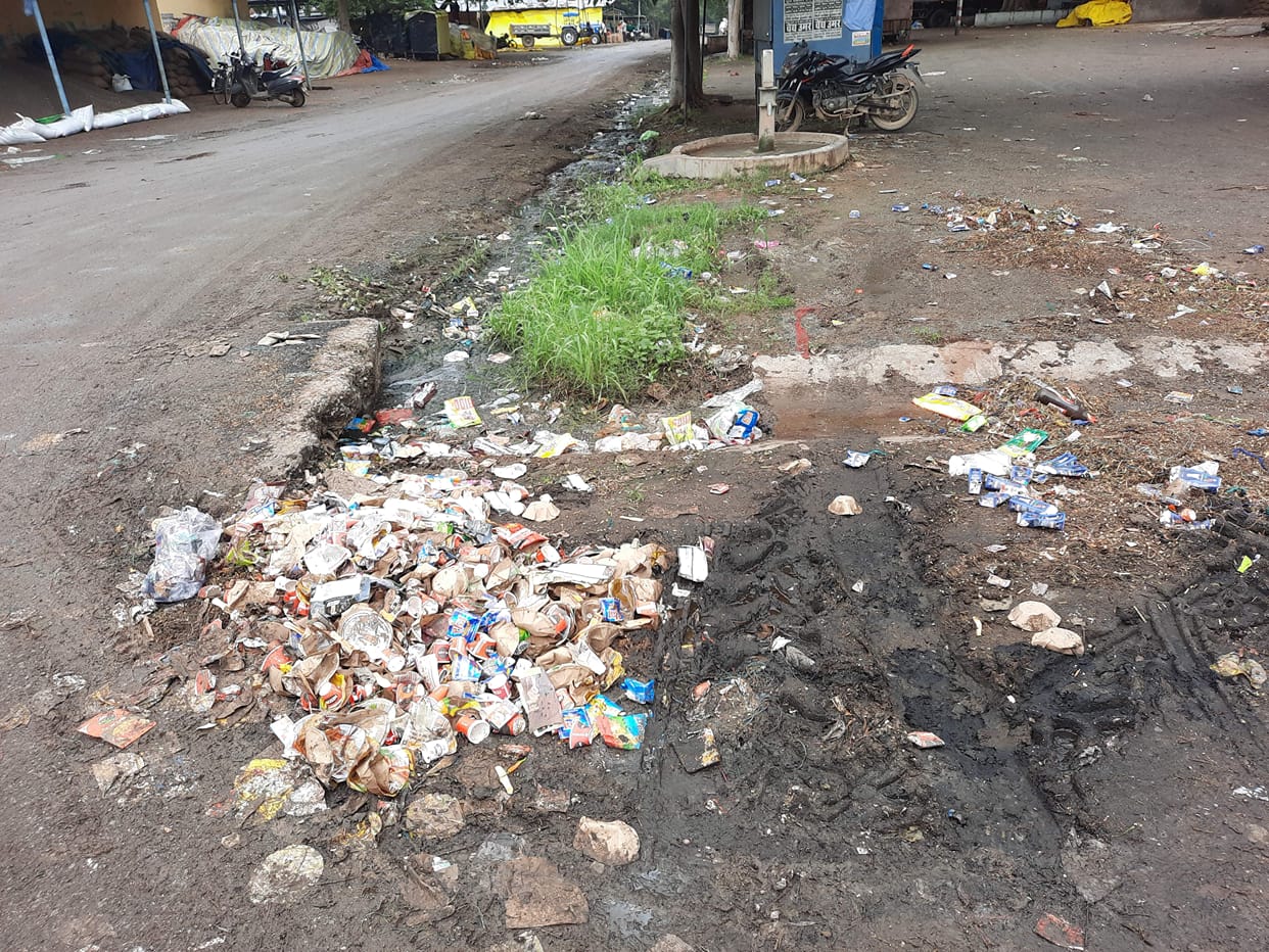 Crores of revenue payments, farmers upset due to dirt