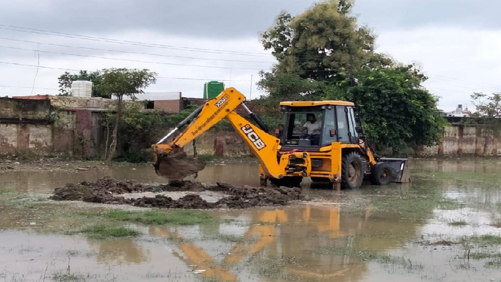 Agniveer Bharti Agniveer recruitment exam postponed due to rain,youth of Ghaziabad and Modinagar went back