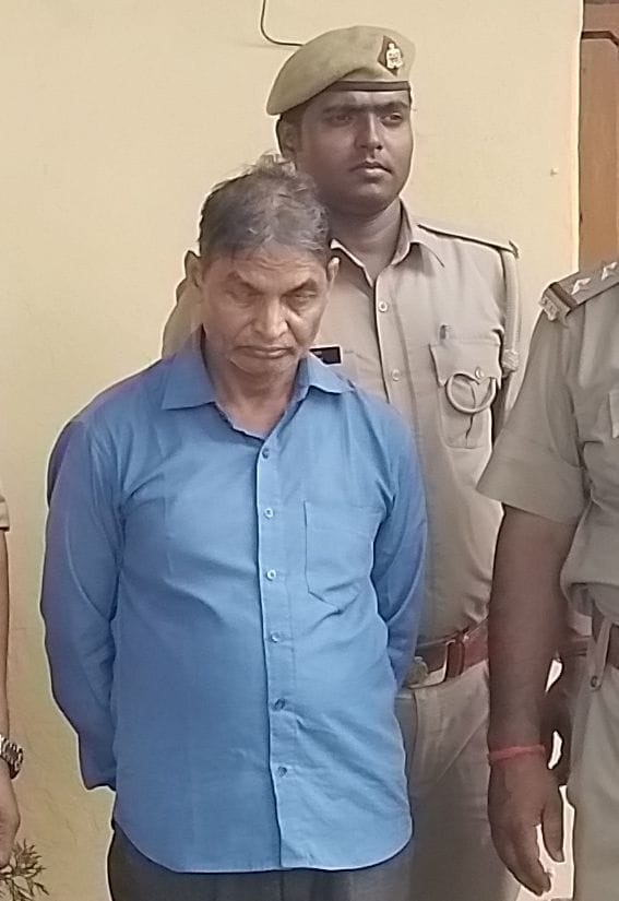 Fake teacher arrested for doing job in other's name