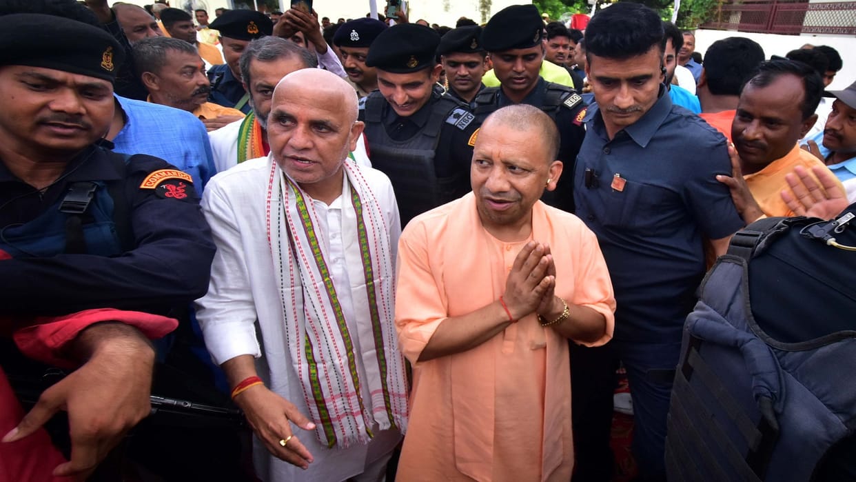 The roads of Prayagraj will be repaired as soon as the rains end