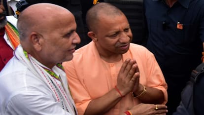 The roads of Prayagraj will be repaired as soon as the rains end