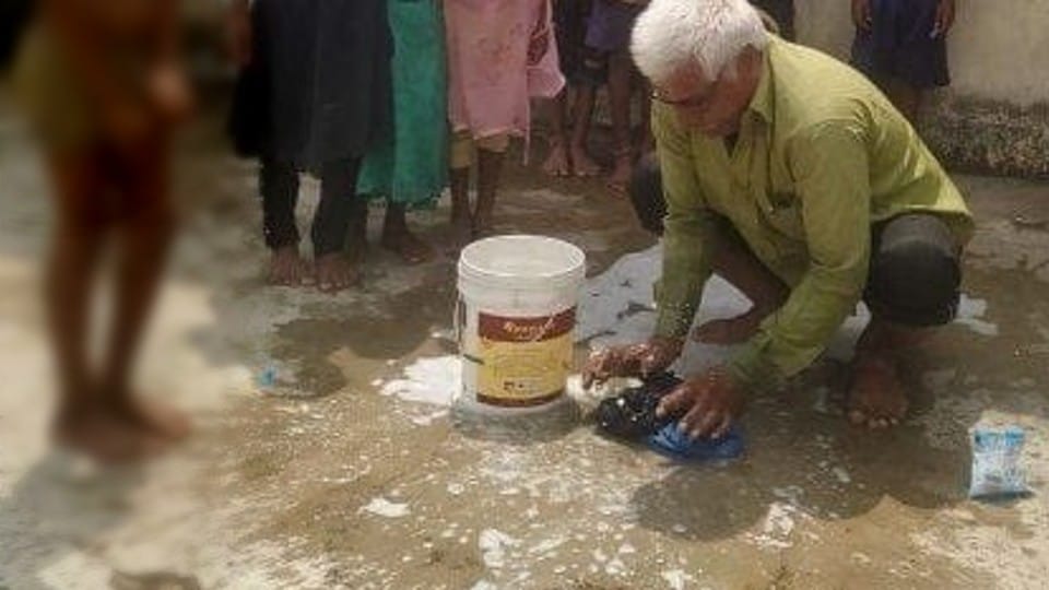 The teacher took off the clothes of the student who came wearing a dirty dress
