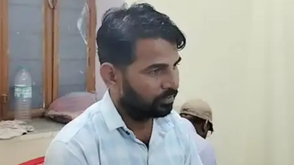 ACB arrested Sikar Sarpanch for taking bribe of two lakhs