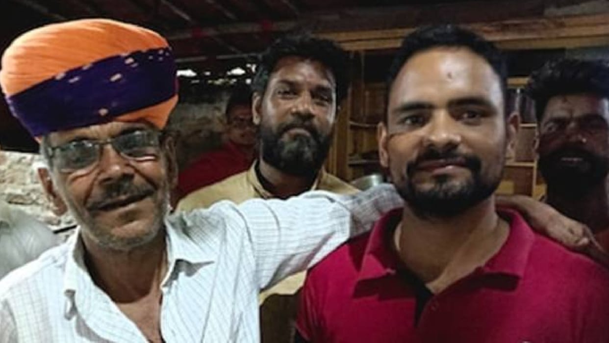 Success Story of Mukesh Dadhich who works as guard sells tea now become junior engineer in pwd