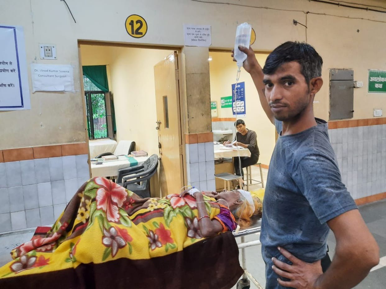 Eye department closed in Deendayal Hospital, no physician in district hospital