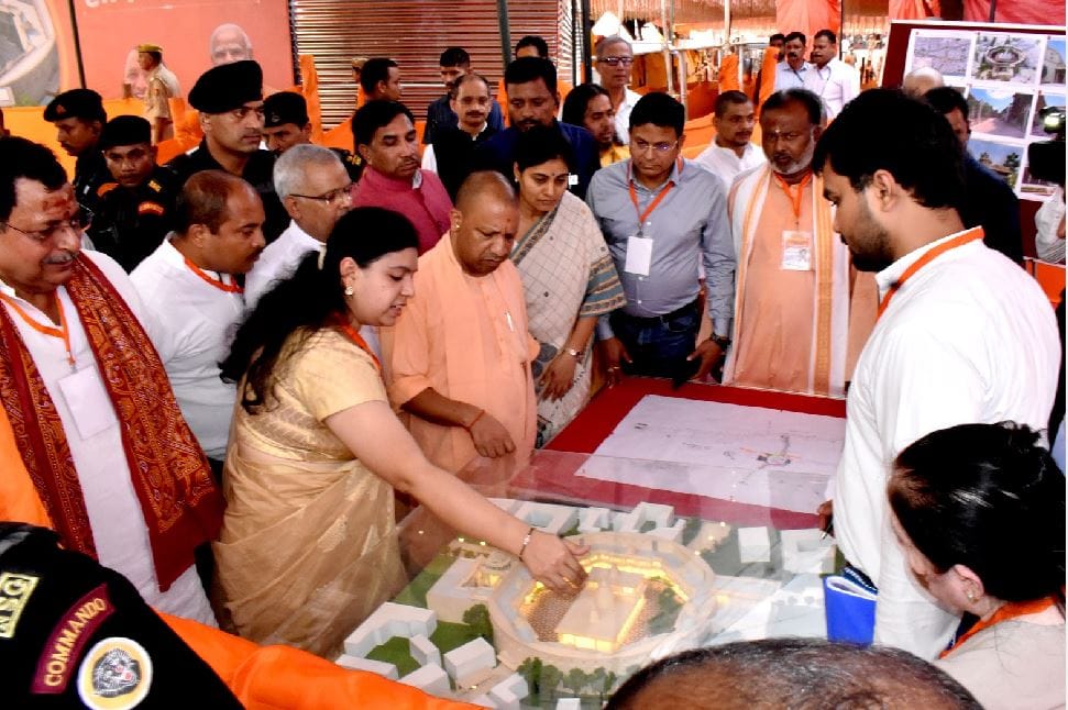 CM Yogi mirzapur visit Vindhya Corridor works Complete in six months Devotees problem in Navratri 2022