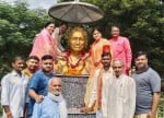 फिरोजाबाद ! पंडित दीनदयाल उपाध्याय जी की जयंती पर प्रतिमा पर माल्यार्पण करती महापौर नूतन राठौर क?