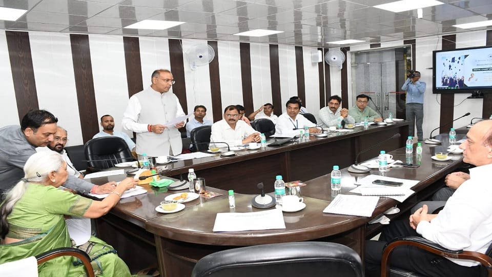 Governor Anandiben Patel Visits Dr Bhimrao Ambedkar University Agra