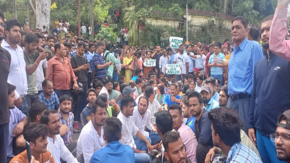 Year Ender 2022: Election politics recruitment scam and Protest in Uttarakhand