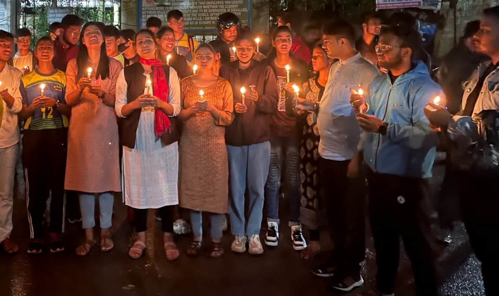 Ankita murder case ankita demands justice funeral mother faints Uttarakhand news in hindi