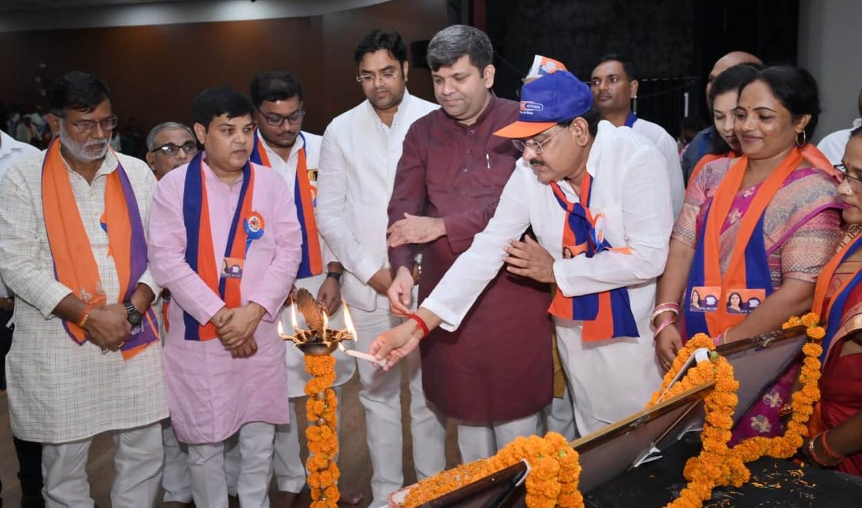 Party got success on the strength of workers: Ashish