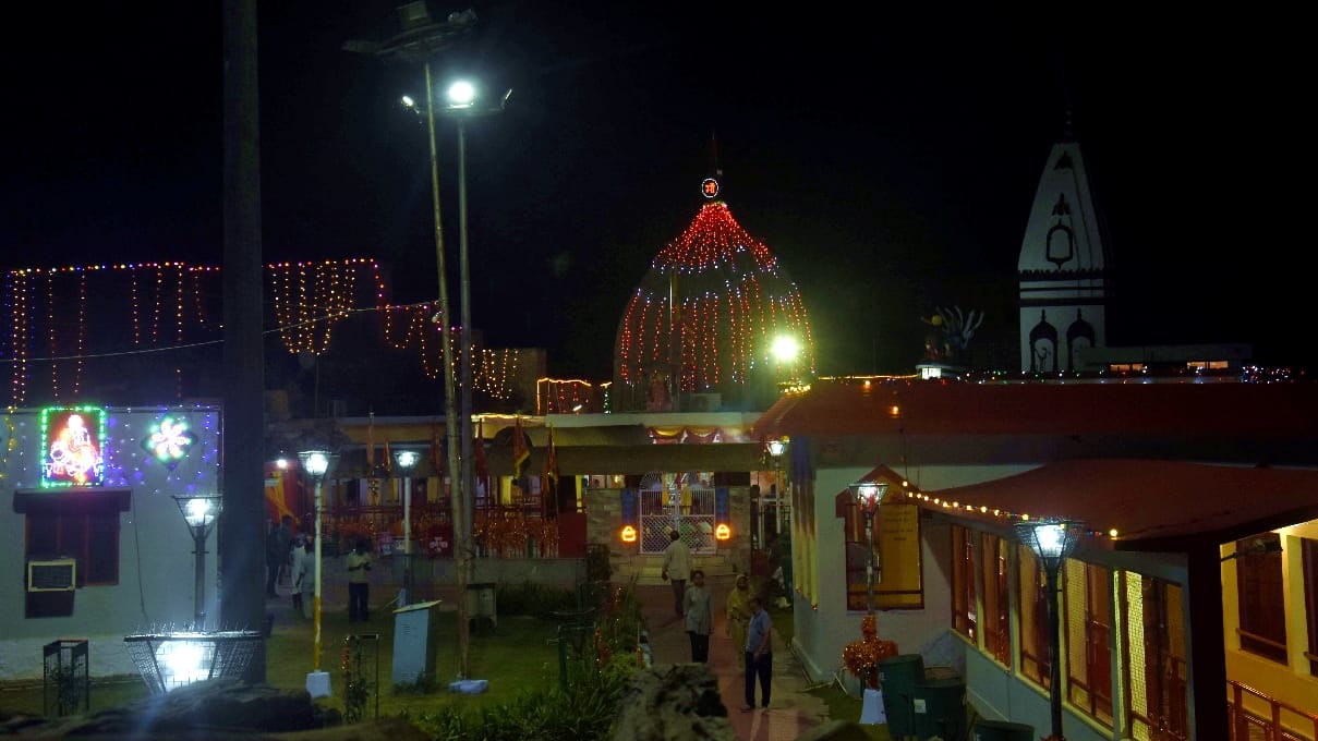 jammu Bawe Wali Mata: Lily tulip including five flowers will be the makeup of Mata Bawe