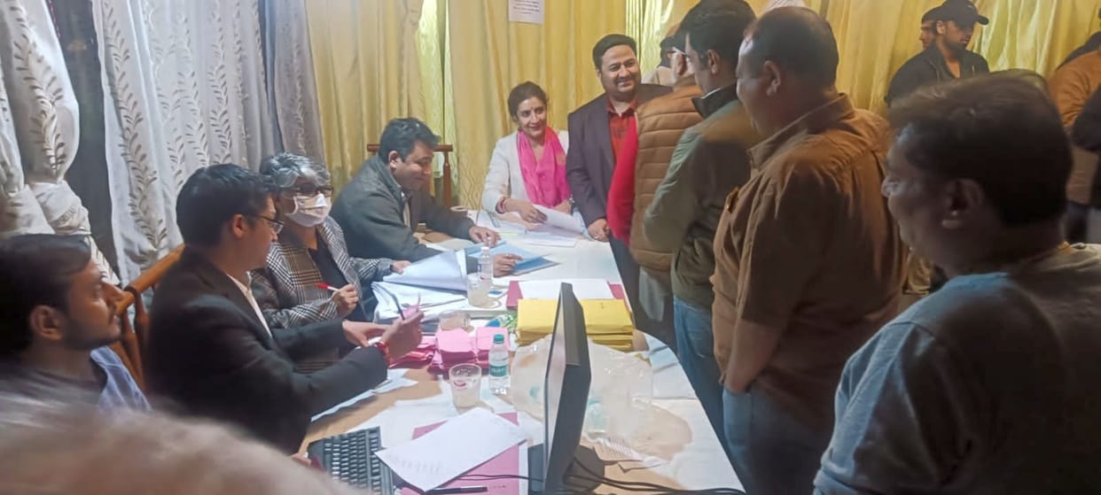 50 percent voting in the election of the new executive of the Boat House Club