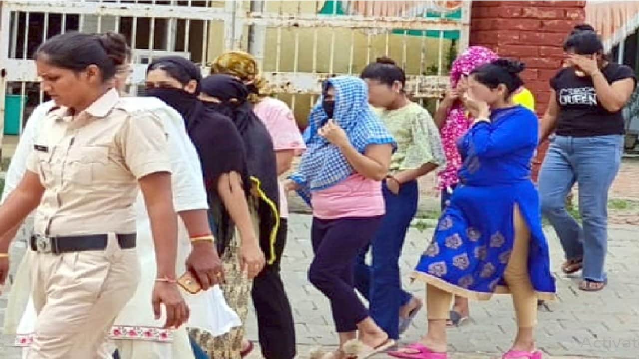 police exposed jismafroshi racket In Faridabad s Sector 21D area