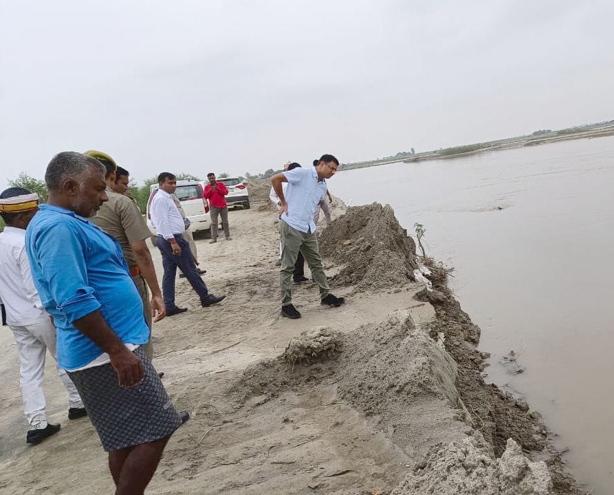 DM,visit,river,gonda,Problem,flud,saru
