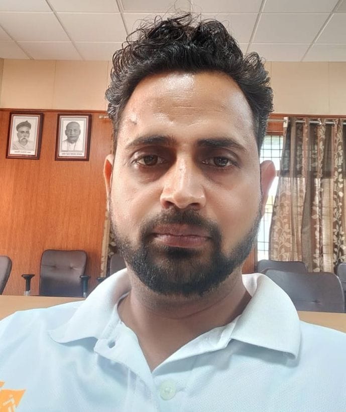 ratnesh became sellector