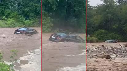 Uttarakhand Weather: Delhi tourist car swept in overflow Drain in ramnagar nainital photos