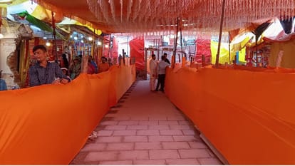 Shardiya Navratri 2023 Mata Vindhyavasini Dham will be decorated with indigenous and foreign flowers