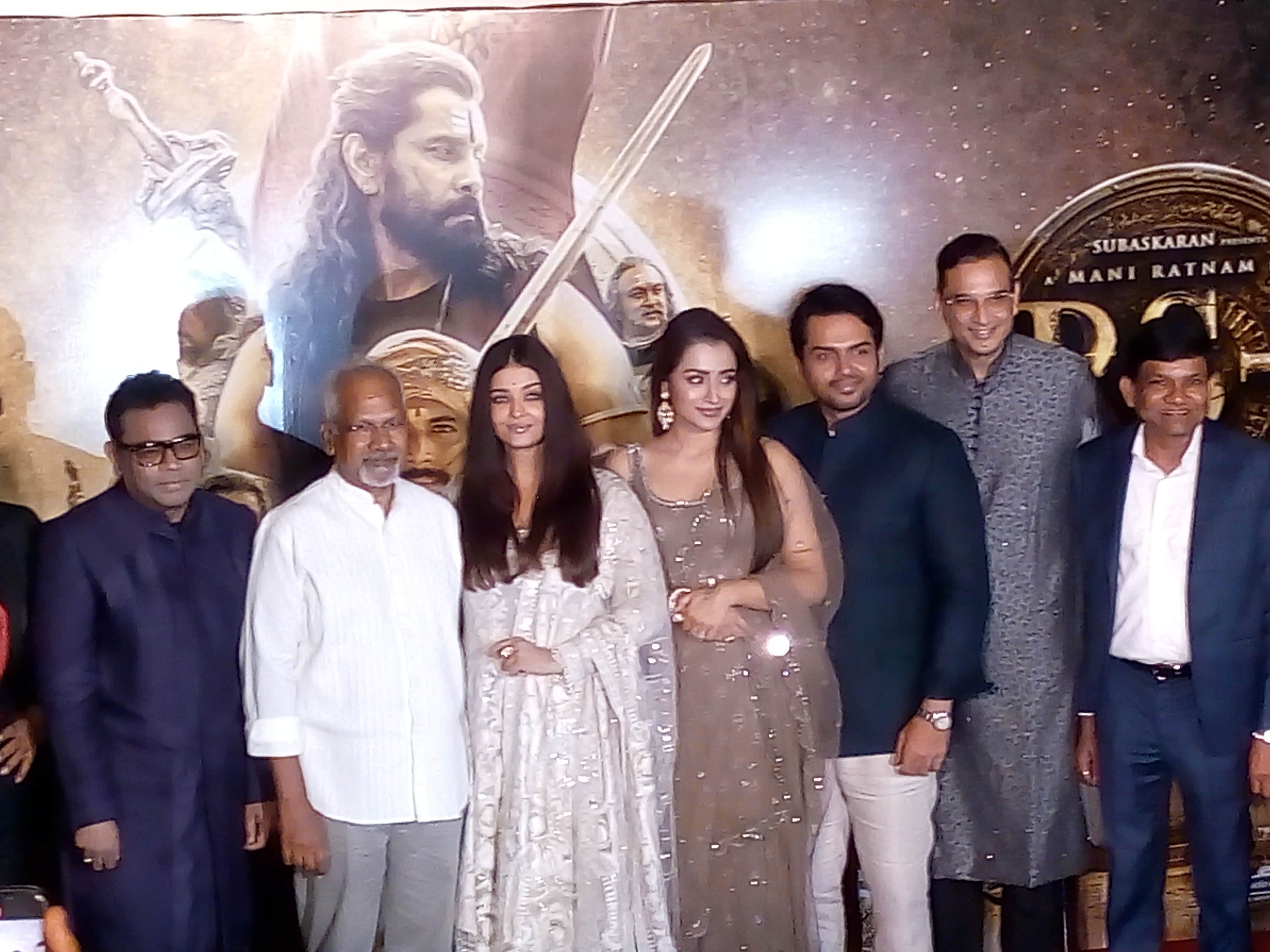 Ponniyin Selvan 1 Aishwarya Rai Bachchan tell story when daughter Aaradhya said action on mani ratnam film set