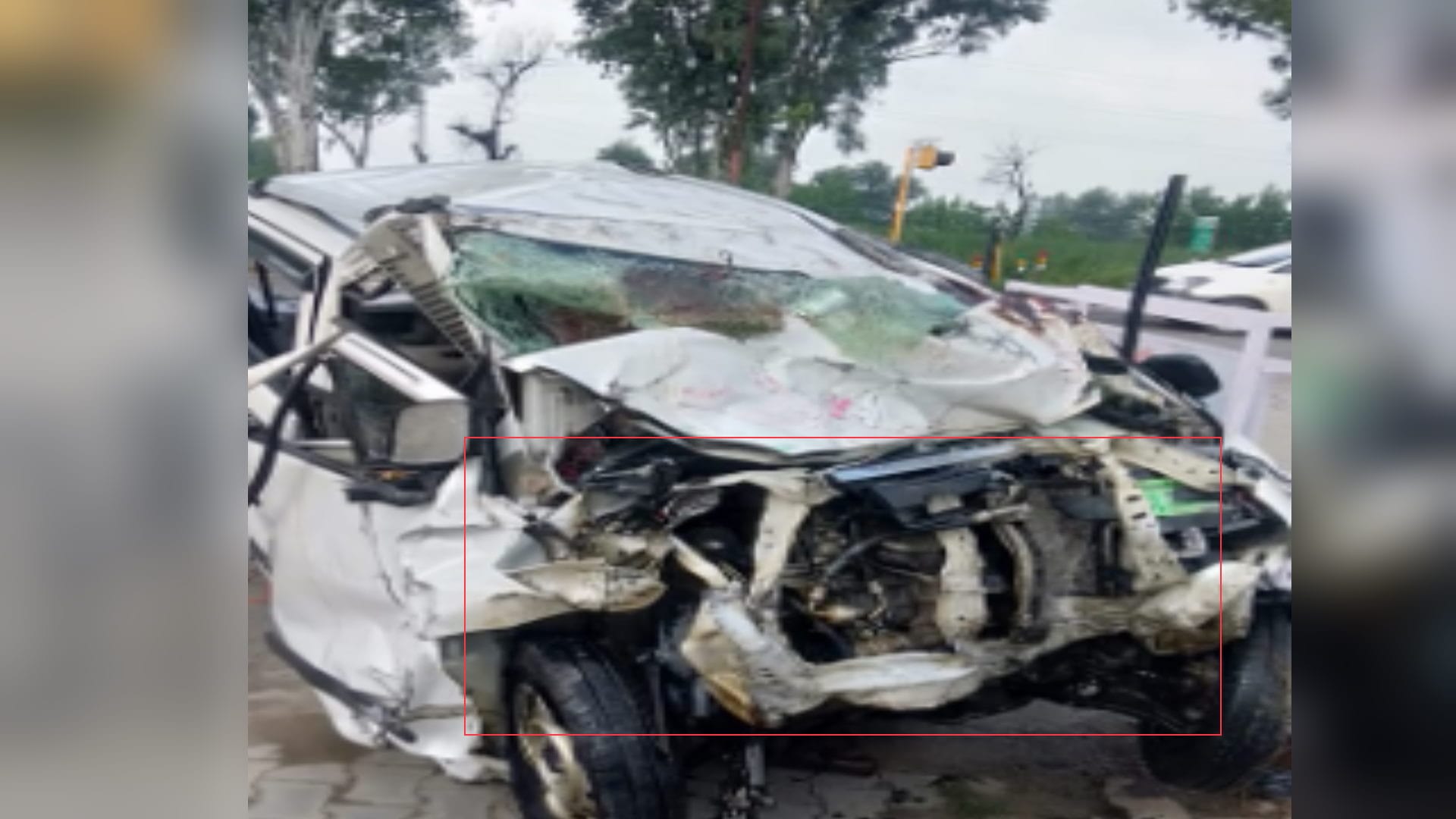 Accident: WagonR collided with roadways bus On Delhi-Doon highway in Muzaffarnagar, four died