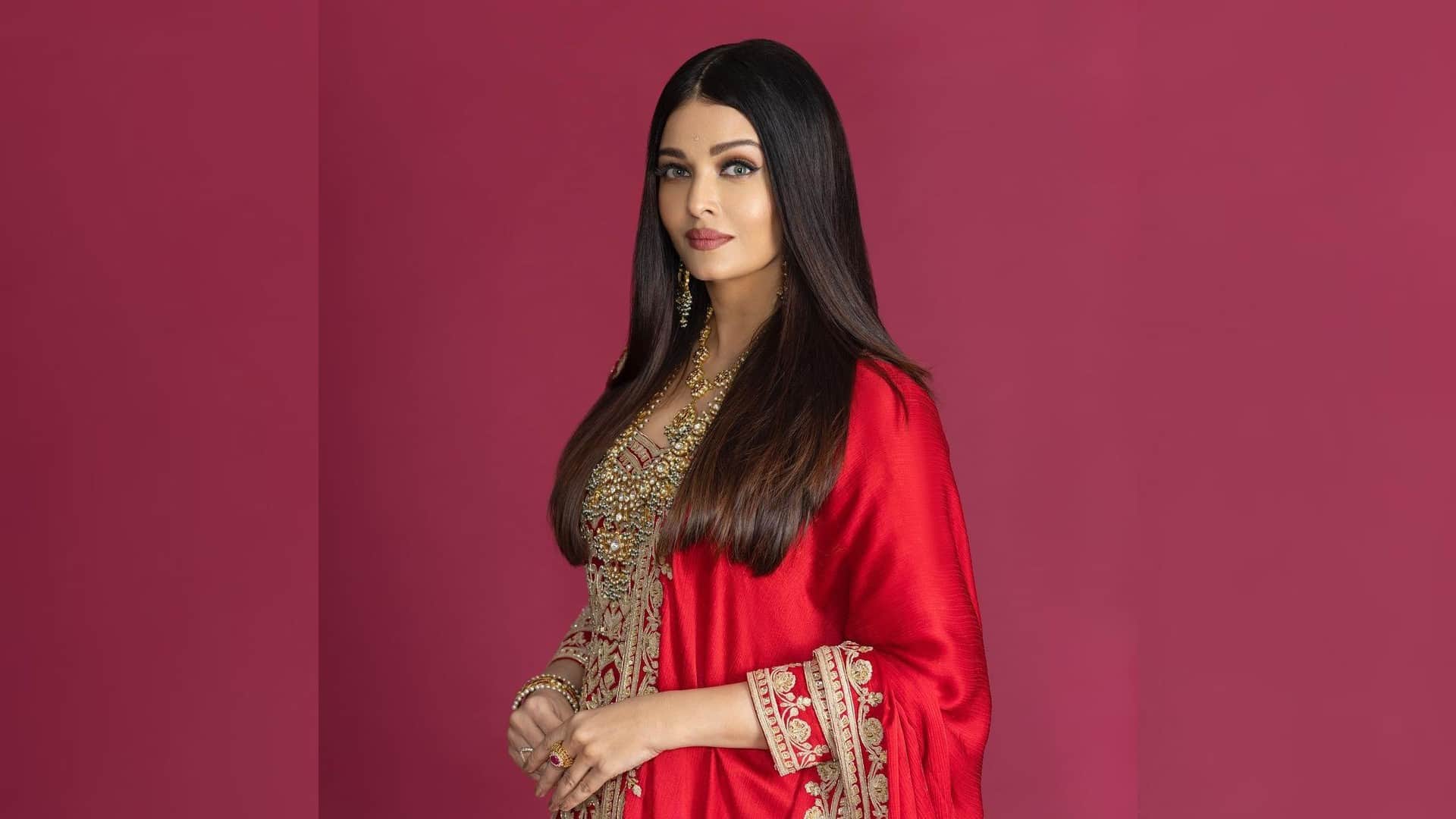 aishwarya rai beautiful look in red kurta for film ponniyin selvan