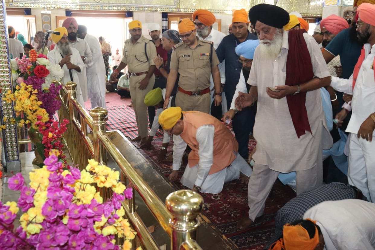 Cm Dhami in Nanakmatta Sahib