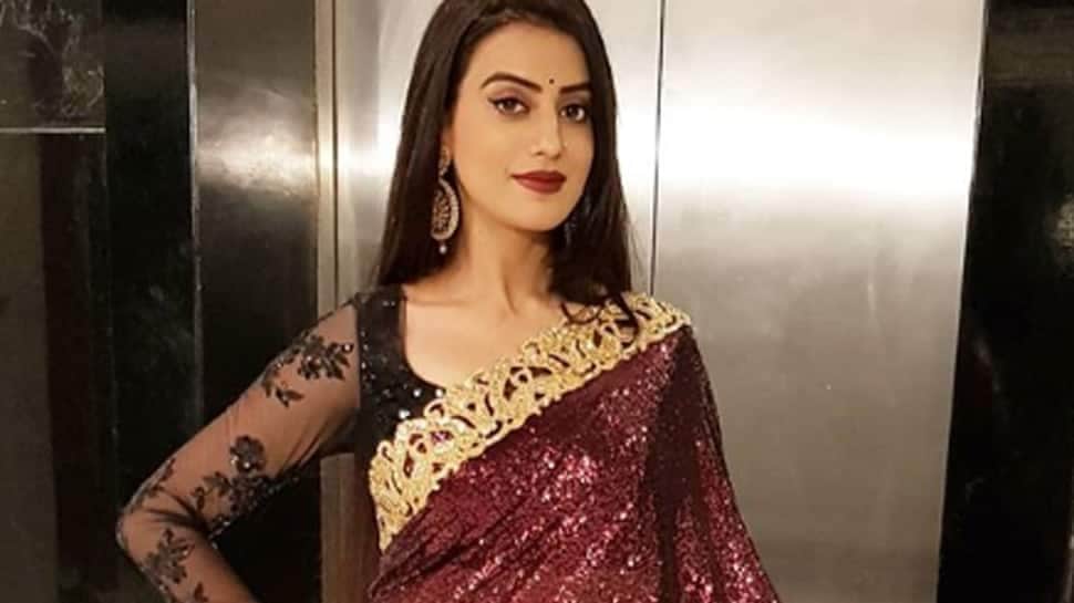 Bhojpuri Actress Akshara Singh wishes fans on Navratri first day, see video here