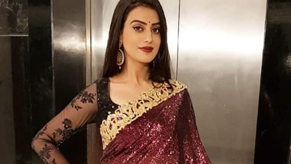 Bhojpuri Actress Akshara Singh wishes fans on Navratri first day, see video here