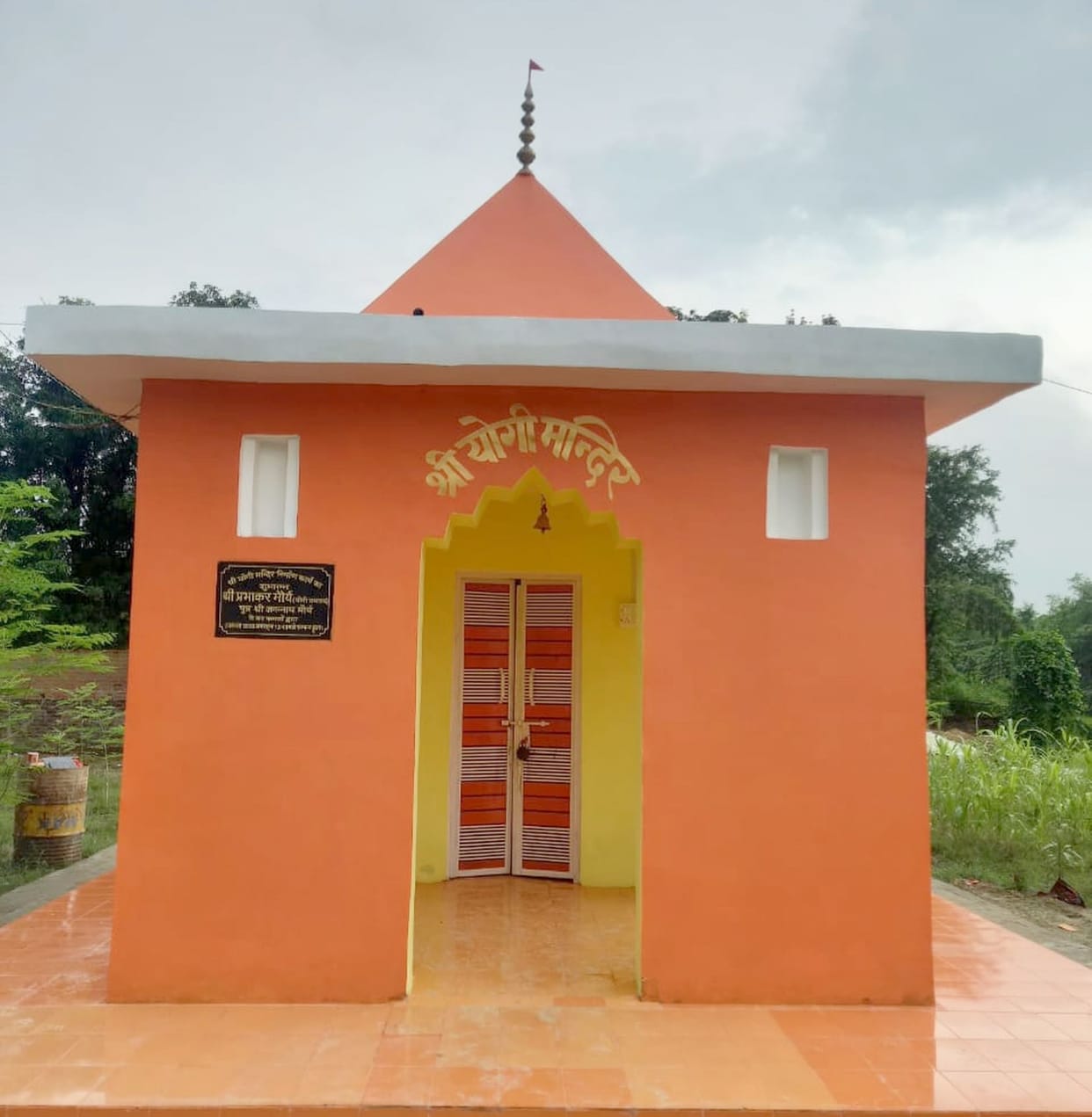 Statue of Chief Minister Yogi Adityanath disappeared from the temple in mysterious condition