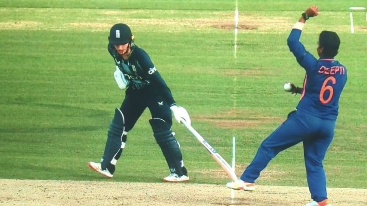 Mohammad Asif Trolled for Calling Deepti Sharma Cheater after Wicket of Mankading in IND vs ENG