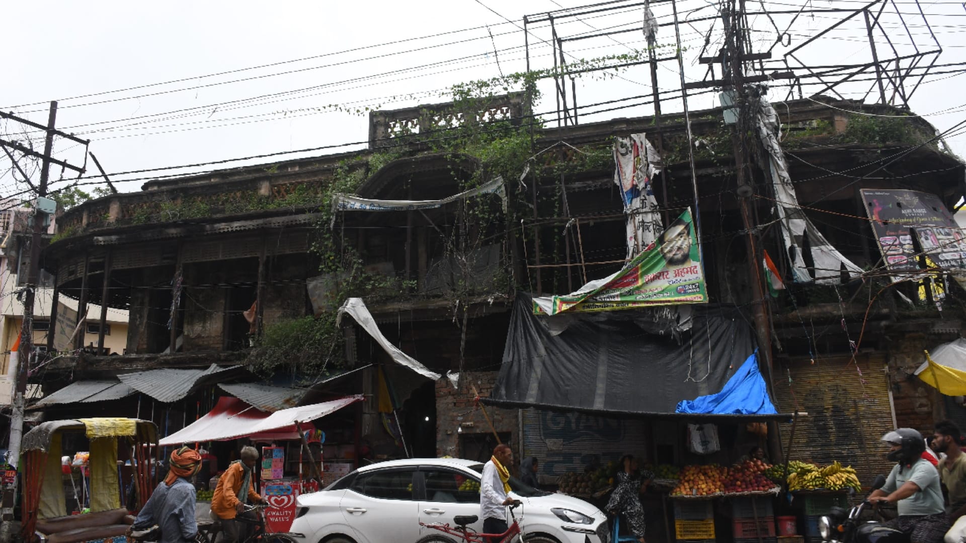 136 houses declared dilapidated in different areas of Gorakhpur city